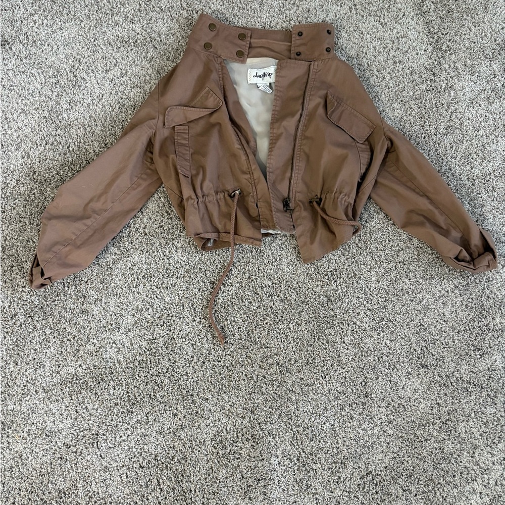 Daytrip Brown Cropped Jacket, size small